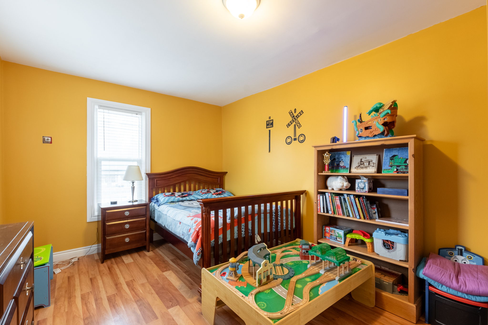 22-22 14 Prince Albert St